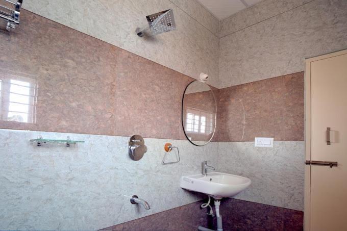 Hotel Nagadeep Residency Mysuru Zewnętrze zdjęcie